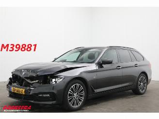 krockskadad bil auto BMW 5-serie Touring 520i Aut. Sport-Line LED Navi Clima Cruise PDC AHK 2018/9