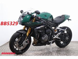 Schade motor Triumph Speed Triple 1200 RR Carbon LED ABS Lap Timer 1.572 km! 2024/12