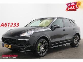 Avarii autoturisme Porsche Cayenne 3.0 S E-Hybrid Sport Design BiXenon Memory Leder SHZ AHK 2015/12