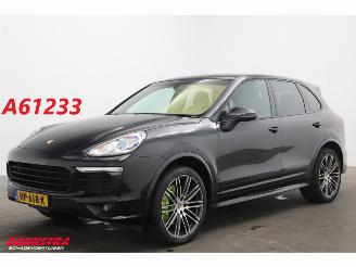 uszkodzony samochody osobowe Porsche Cayenne 3.0 S E-Hybrid Sport Design BiXenon Memory Leder SHZ AHK 2015/12