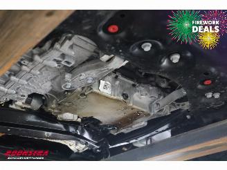 Volvo XC40 1.5 T4 Recharge R-Design LED ACC Navi Camera LRHZ AHK picture 11