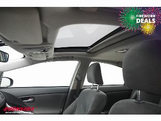 Toyota Prius 1.8 Dynamic Pano Solar Navi Clima Cruise Camera AHK picture 16