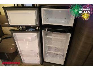 Mc Louis  Carat 473 2.2 MJ Solar Garage Hefbed Single Beds TV Leder Airco Cruise picture 21