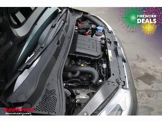 Volkswagen Up! 1.0 Clima Cruise SHZ PDC Camera 87.467 km! picture 6