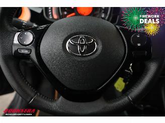 Toyota Aygo 1.0 VVT-i JBL Clima Cruise Camera 34.741 km! picture 18