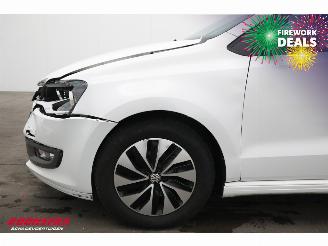 Volkswagen Polo 1.4 TDI BlueMotion Navi Airco Cruise picture 12