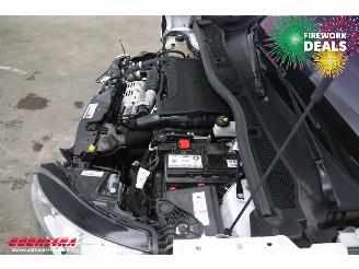 Peugeot 2008 1.2 PureTech Active Airco Cruise PDC picture 10