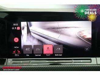 Volkswagen Golf 1.5 eTSI DSG R-Line Virtual ACC Navi Camera LRHZ picture 28