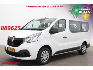 occasion commercial vehicles Renault Trafic Passenger 1.6 dCi 125 PK Expression 9-Pers. Airco 2018/5