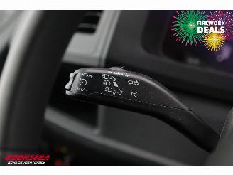 Volkswagen Transporter 2.0 TDI 150 PK L1-H1 2X Schuifdeur Airco Cruise PDC AHK picture 16