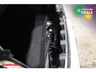 Peugeot 308 SW 1.6 BlueHDI Active Pano Navi Clima Cruise PDC picture 10