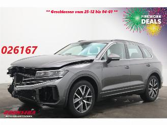 Auto incidentate Volkswagen Touareg 3.0 TDI Aut. 4WD Elegance Pano LED ACC Leder Memory Massage Ventilatie AHK 2024/9