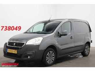 uszkodzony samochody ciężarowe Peugeot Partner 1.6 BlueHDi Aut. 100 PK Navi Airco Cruise PDC AHK 116.675 km 2018/9