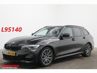 uszkodzony samochody osobowe BMW 3-serie Touring 318i M-Sport LED Leder Navi Clima Cruise Camera SHZ 2021/11