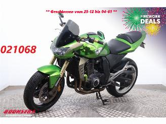 Schade motor Kawasaki Z 1000 Z 1000 Leo Vince 2004/5