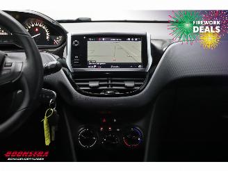 Peugeot 2008 1.2 PureTech Aut. Signature Navi Airco Cruise PDC 59.303 km! picture 16