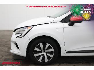 Renault Clio 1.0 TCe 90 Equilibre Navi Airco Cruise PDC 57.608 km! picture 11