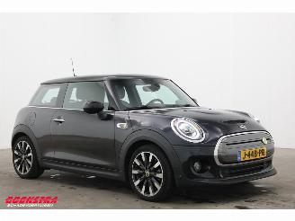 Mini Cooper SE Electric Yours 33 kWh Pano LED HUD H/K Leder SHZ Camera 60.571 km! picture 2