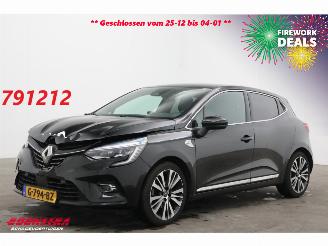 Schadeauto Renault Clio 1.3 TCe Initiale Paris LED 360° Leder Navi Clima SHZ PDC 2019/8