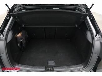 Mercedes A-klasse 180 7G-Tronic AMG Pano LED Memory Camera SHZ PDC 44.549 km! picture 25