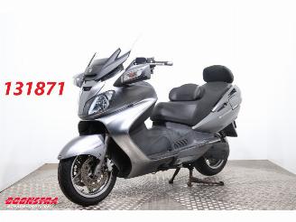 Schade motor Suzuki  AN 650 Burgman AN 650 Burgman Executive Heizgriffe SHZ 30.652 km! 2010/2
