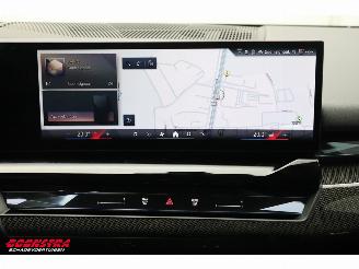 BMW 5-serie Touring 550e M-Sport xDrive Carbon HUD H/K ACC Memory 360° picture 22