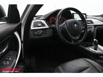 BMW 3-serie Touring 318i Aut. Leder Navi SHZ PDC AHK 133.401 km! picture 13