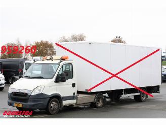 damaged commercial vehicles Iveco Daily 35C17 BE-Trekker Lucht Airco Cruise 2013/9