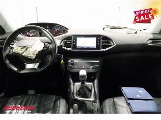 Peugeot 308 SW 1.5 BlueHDi Active Pano Leder Navi Clima Cruise PDC 104.203 km! picture 13