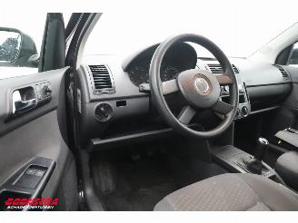 Volkswagen Polo 1.4-16V 5-DRS Airco Cruise picture 11