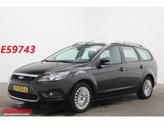 Schadeauto Ford Focus 1.6 Aut. Titanium Navi Clima Cruise PDC AHK 2008/8