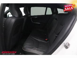 Volvo V-60 2.0 T4 Aut. R-Design Schuifdak Leder Navi Clima Cruise Camera SHZ PDC AHK picture 16