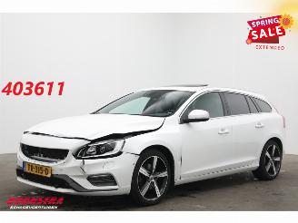 damaged passenger cars Volvo V-60 2.0 T4 Aut. R-Design Schuifdak Leder Navi Clima Cruise Camera SHZ PDC AHK 2018/9