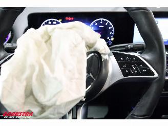 Mercedes GLB 200 7G-Tronic LED Pano ACC Navi Camera SHZ PDC 24.745 km! picture 18