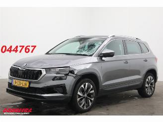 škoda osobní automobily Skoda Karoq 1.5 TSI ACT Sportline Business LED Navi Clima Cruise Camera SHZ AHK 2022/3