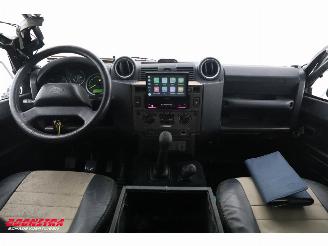Landrover Defender 2.4 TD HT 110" E 4WD 6-Pers Leder Airco AHK picture 24