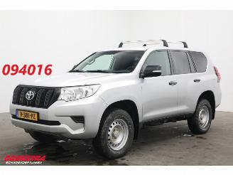 damaged commercial vehicles Toyota Landcruiser 2.8 D-4D-F Aut. 4X4 Comfort Blind Van Airco Cruise PDC AHK 2018/6