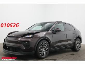 Damaged car Porsche Macan 4 100 kWh Sport Chrono PDLS+ PASM Pano Bose 360° AHK 2.175 km! 2025/11
