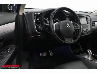 Mitsubishi Outlander 2.0 PHEV 4WD Instyle+ ACC Schuifdak Leder Camera SHZ AHK picture 17