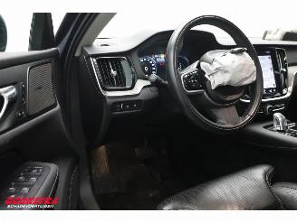 Volvo V-60 T8 Twin Engine AWD Inscription Pano LED ACC H/K Ventilatie LRHZ AHK picture 20