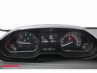 Peugeot 208 1.2 PureTech Blue Lion 5-DRS Navi Airco Cruise Bluetooth PDC picture 19