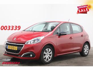Coche accidentado Peugeot 208 1.2 PureTech Blue Lion 5-DRS Navi Airco Cruise Bluetooth PDC 2018/1