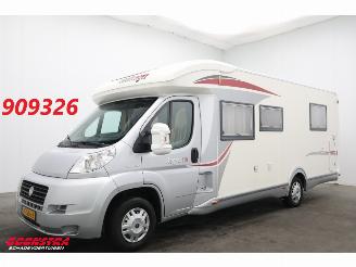 voitures  camping cars Challenger  Mageo 118 2.3 MJ Solar Schotel Queens Bed Oven 81.236 km! 2011/2