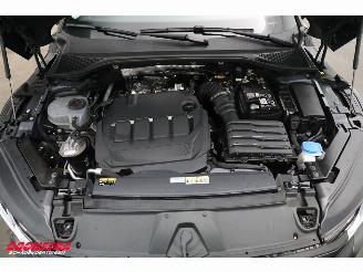 Volkswagen Arteon 2.0 TDI R-Line Business+ LED ACC Virtual ErgoComf. LRHZ Camera AHK picture 9