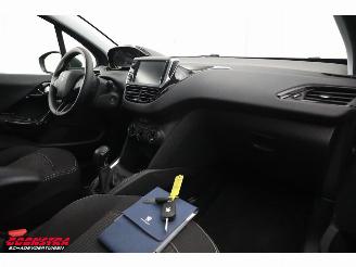 Peugeot 208 1.2 PureTech Blue Lion 5-DRS Navi Airco Cruise PDC 41.267 km! picture 13