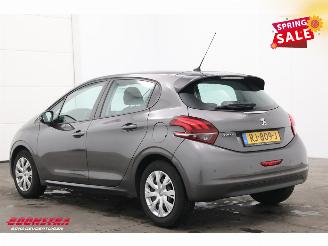 Peugeot 208 1.2 PureTech Blue Lion 5-DRS Navi Airco Cruise PDC 41.267 km! picture 4