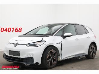 Damaged car Volkswagen ID.3 Pro S 77 kWh LED ACC Apple/Android LRHZ SHZ 2023/8