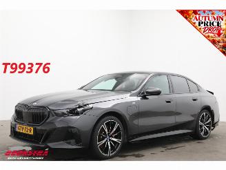 Auto incidentate BMW 5-serie 530e M-Sport Pro Leder ACC H/K Camera SHZ 2024/12