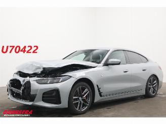 krockskadad bil auto BMW i4 xDrive40 84 kWh M-Sport LED ACC HUD 360° Apple/Android 9.429 km! 2025/2
