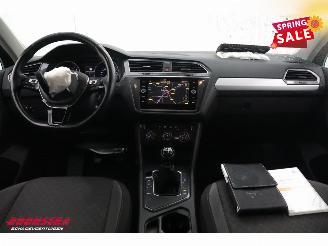 Volkswagen Tiguan 1.5 TSI ACT Comfortline Business Navi Airco Cruise PDC AHK picture 17